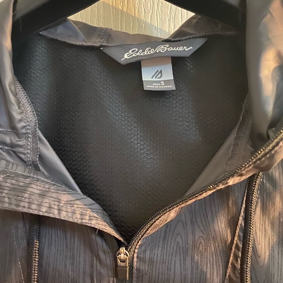 Eddie Bauer Windbreaker - Picture 3 of 3